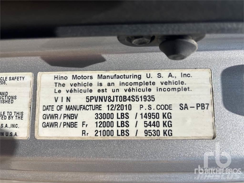 Hino 338 Preču pārvadāšanas furgoni