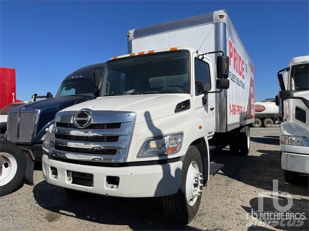Hino 338 Preču pārvadāšanas furgoni