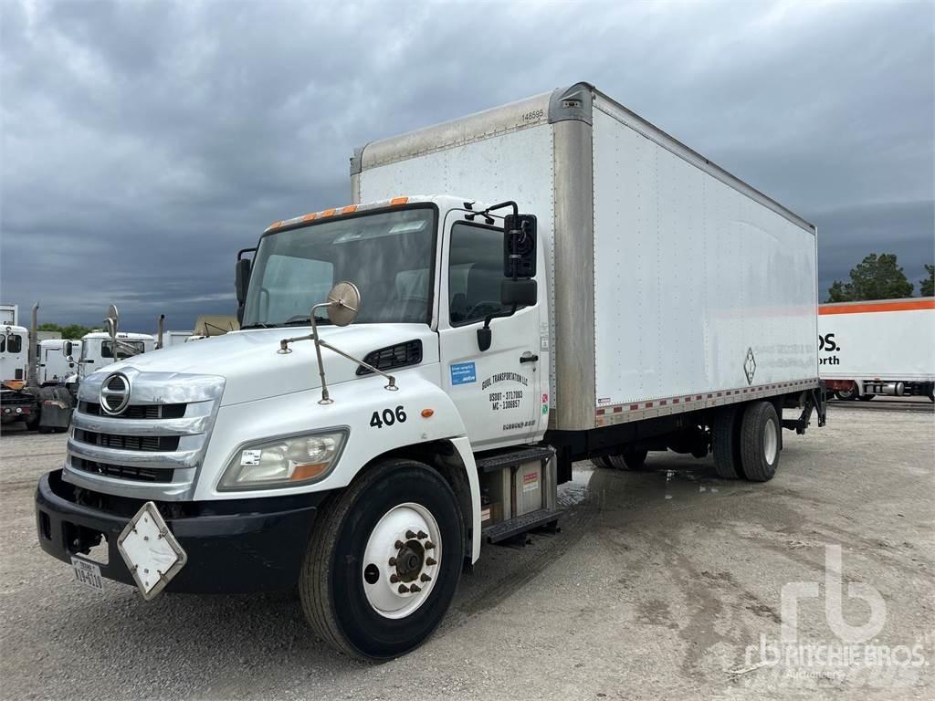 Hino 338 Preču pārvadāšanas furgoni