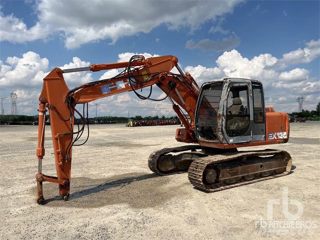 Hitachi EX135 Kāpurķēžu ekskavatori