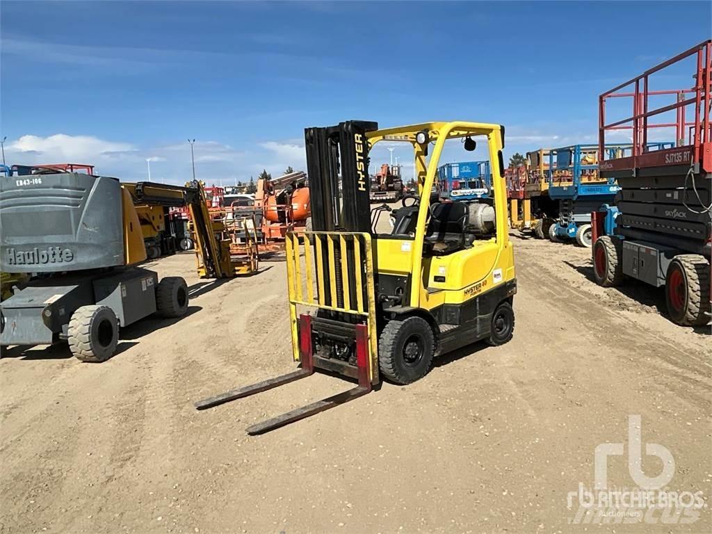Hyster H40FTS Tehnika ar dīzeļa dzinēju
