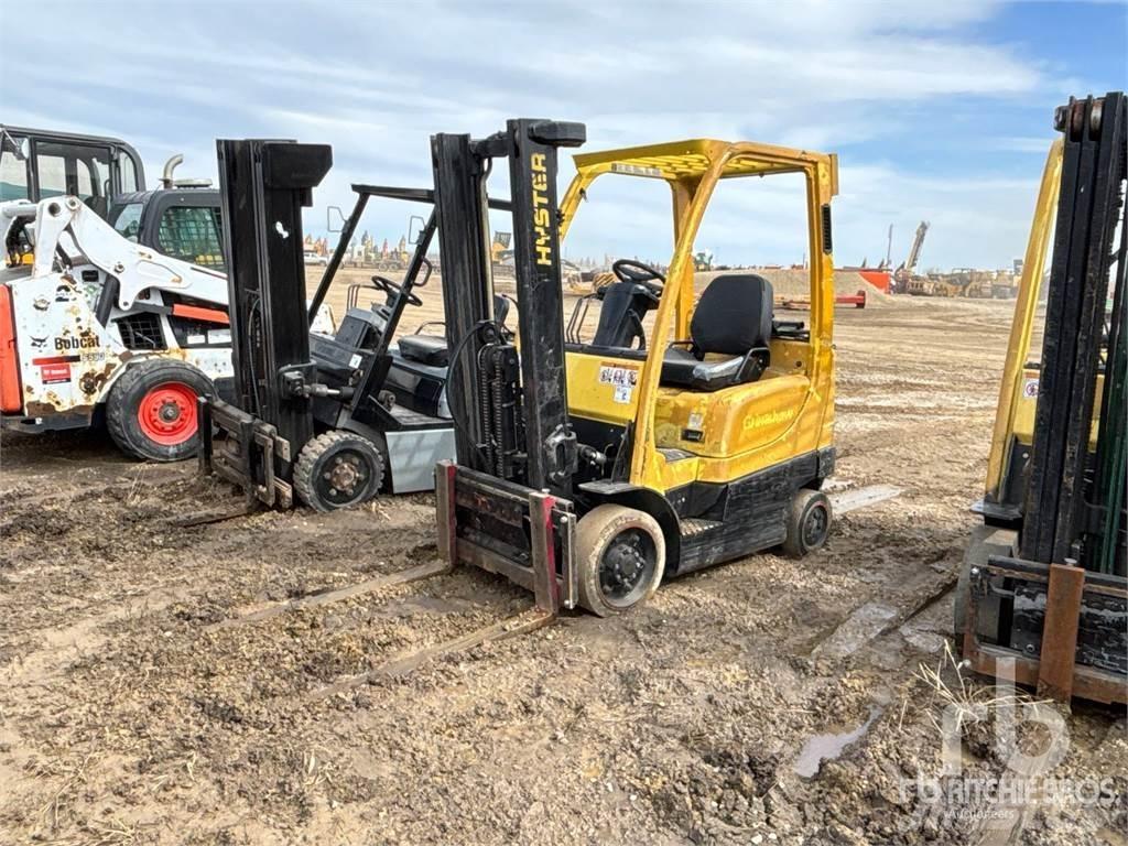 Hyster S40FT Tehnika ar dīzeļa dzinēju