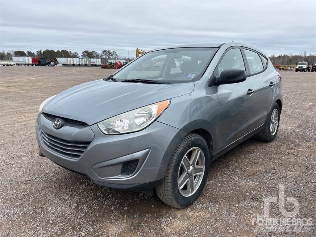 Hyundai TUCSON Vieglais kravas automobilis/izkraušana no sāniem