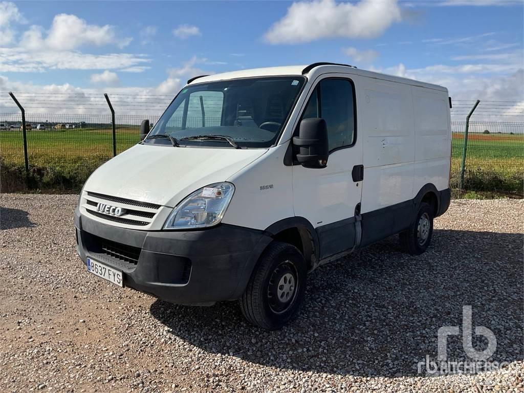 Iveco 35S10 Preču pārvadāšanas furgoni