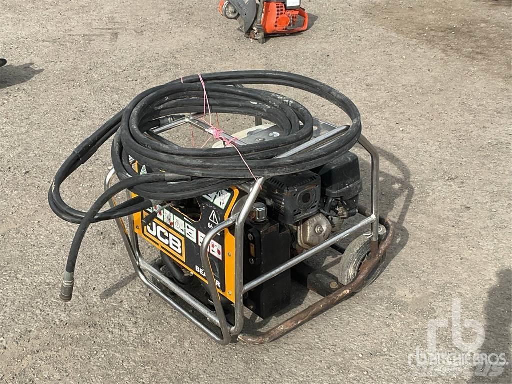 JCB BEAVER Zemie treileri