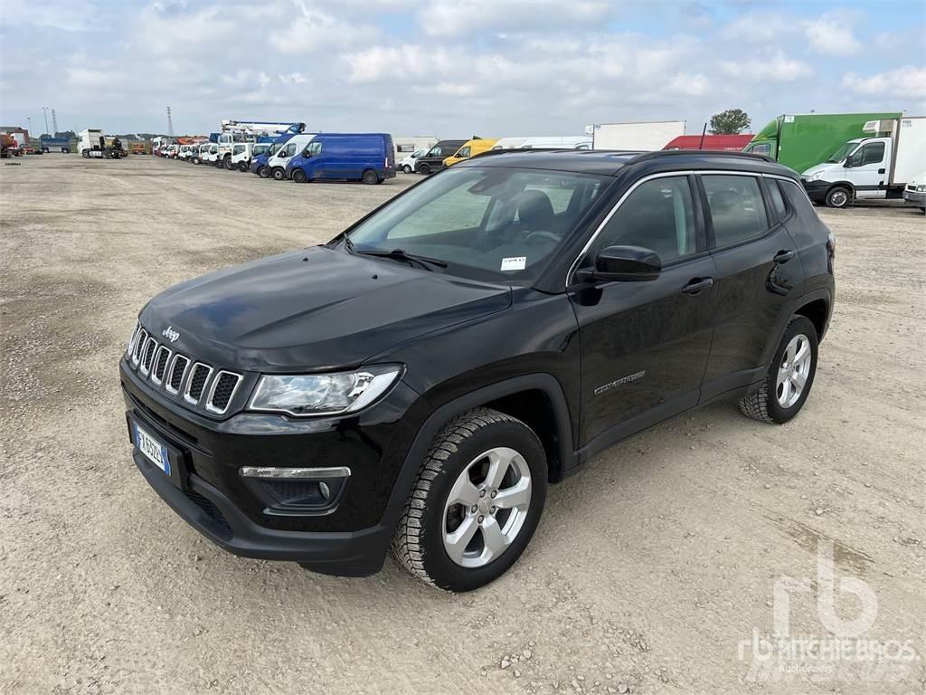 Jeep COMPASS Vieglais kravas automobilis/izkraušana no sāniem