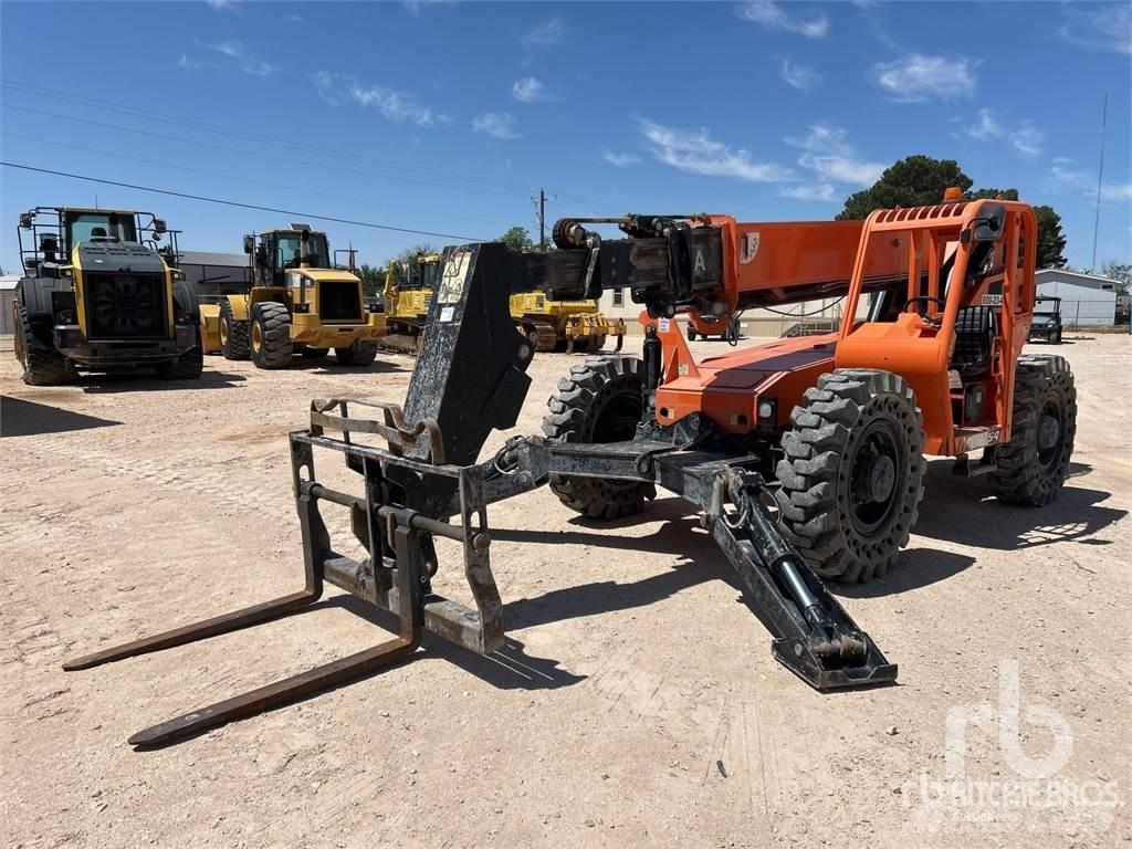 JLG 10054 Teleskopiskie manipulatori
