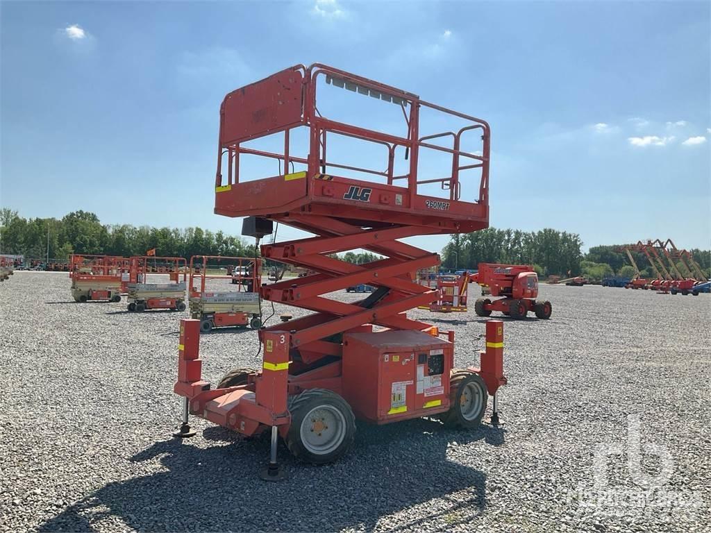 JLG 260MRT Šķerveida pacēlāji