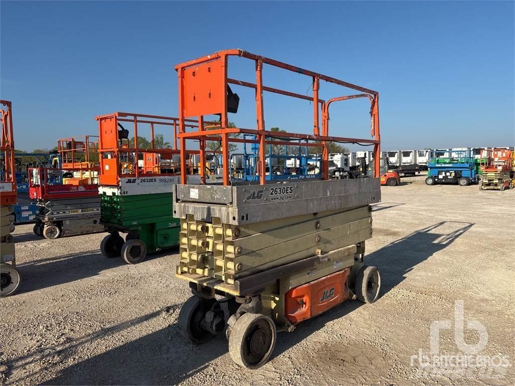 JLG 2630ES Šķerveida pacēlāji