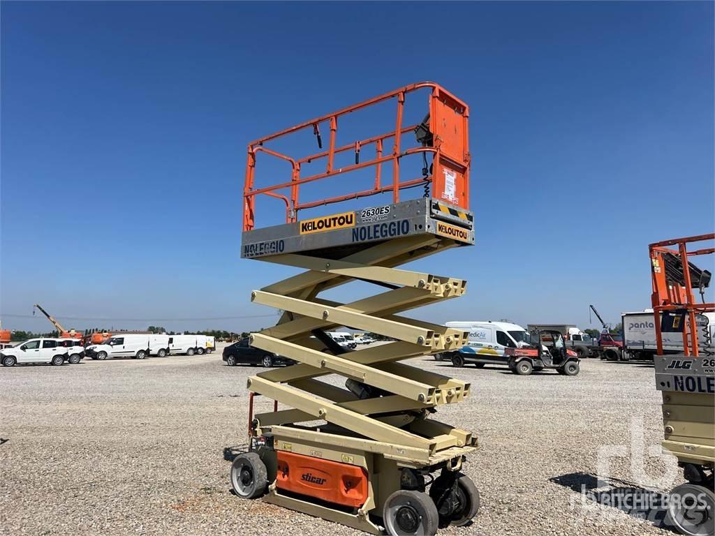 JLG 2630ES Šķerveida pacēlāji