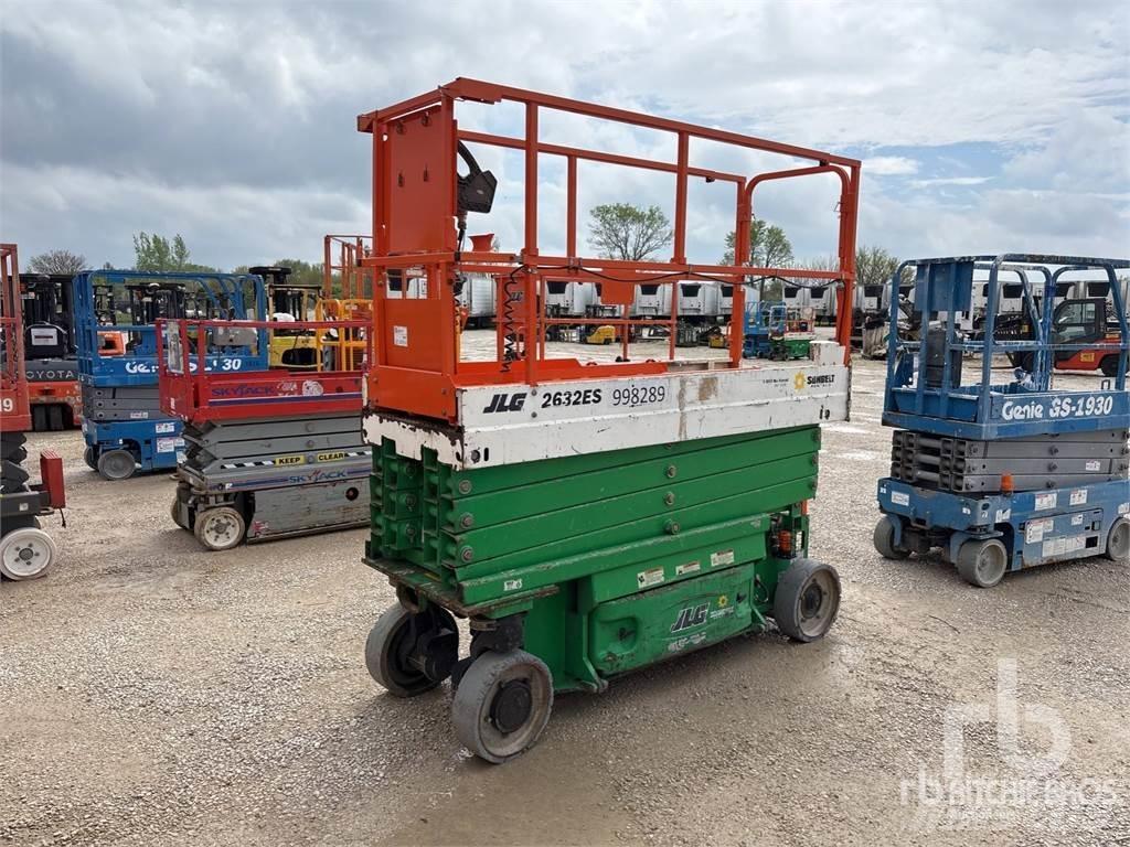 JLG 2632ES Šķerveida pacēlāji