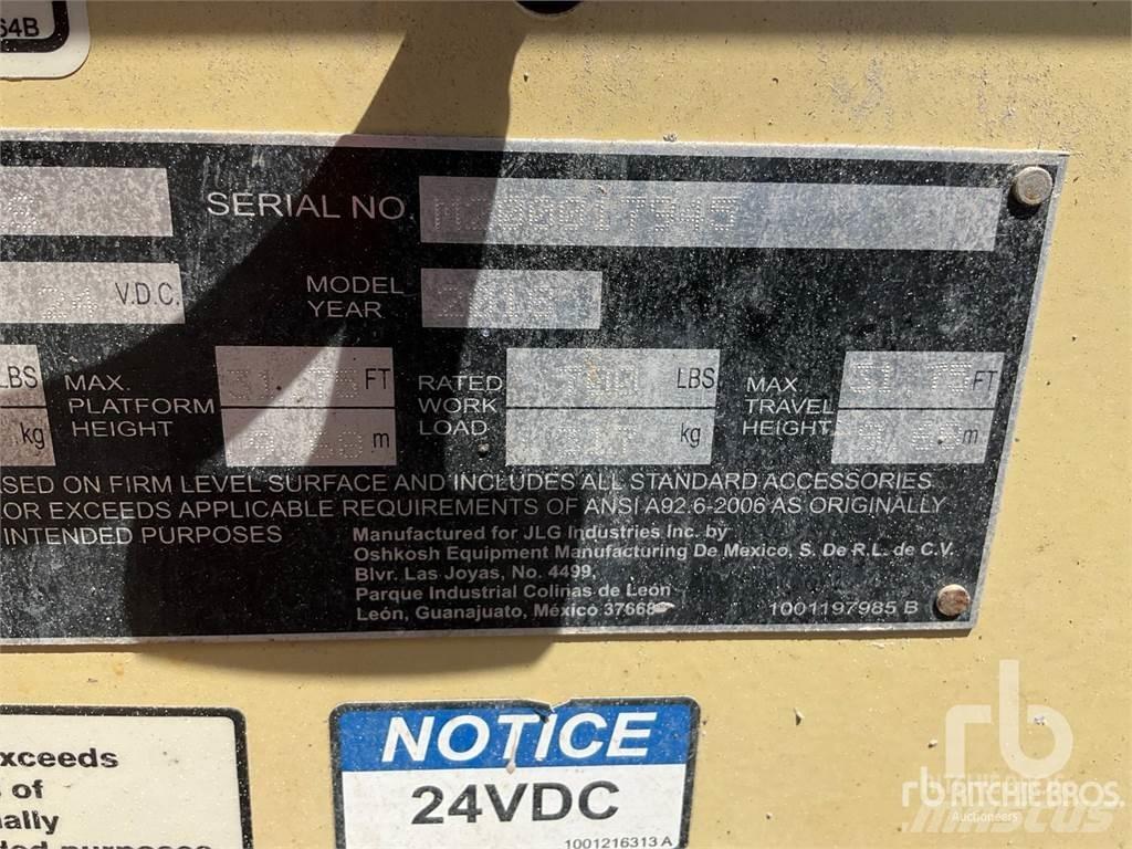 JLG 3246ES Šķerveida pacēlāji