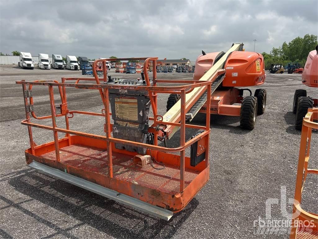 JLG 400S Strēles pacēlāji