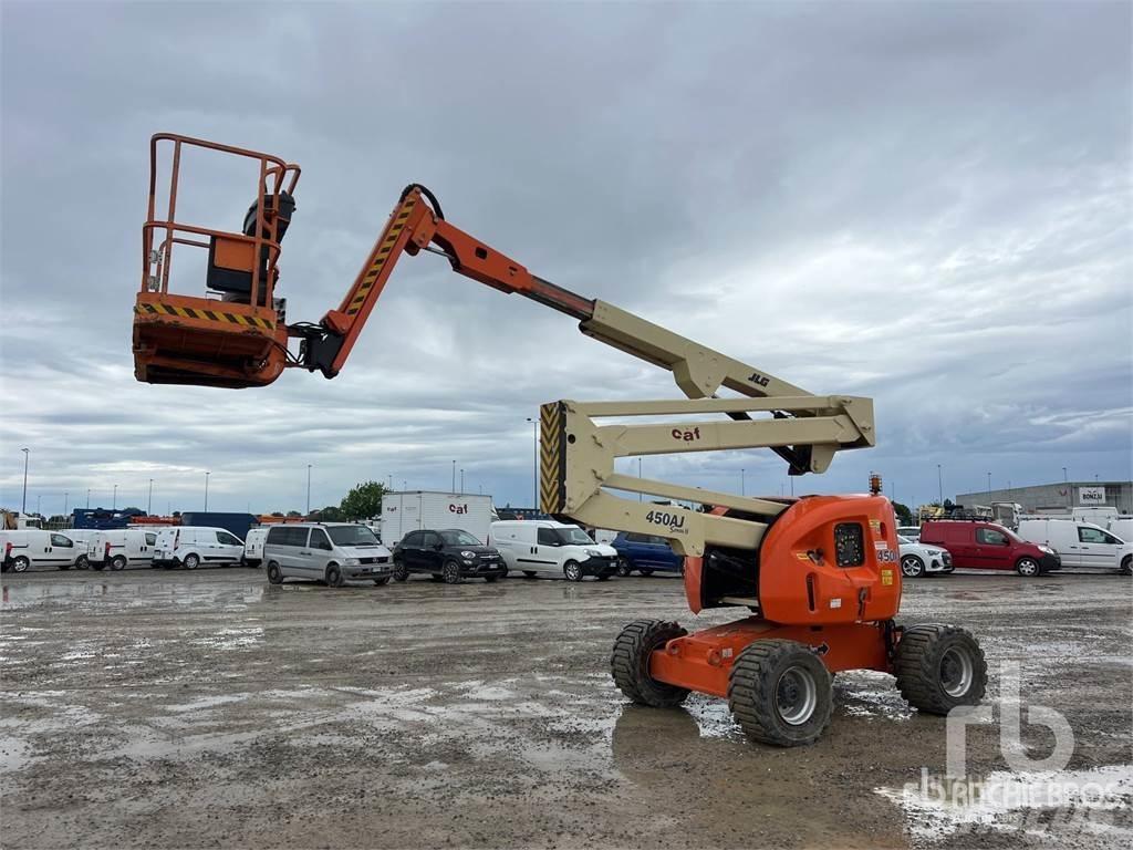 JLG 450 Strēles pacēlāji