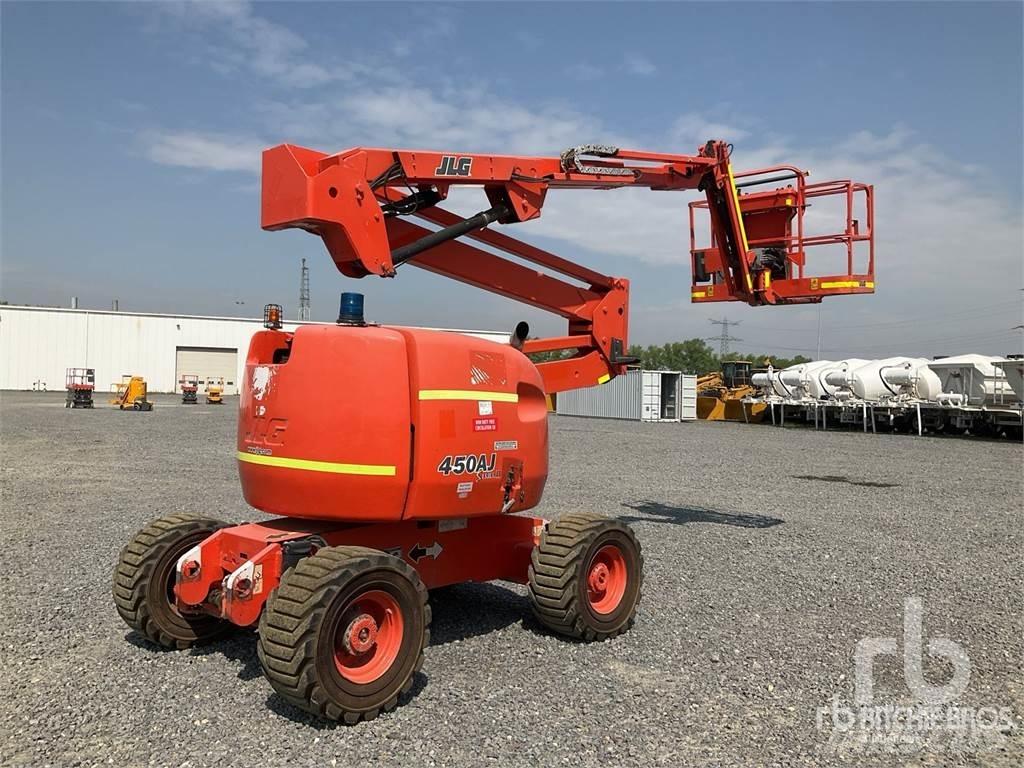 JLG 450AJ Strēles pacēlāji