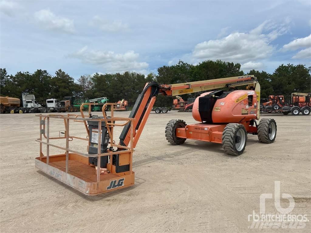 JLG 600AJ Strēles pacēlāji