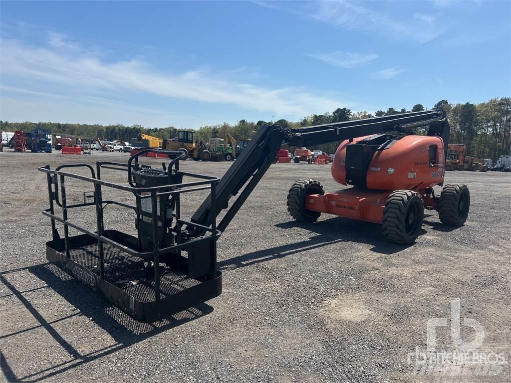 JLG 600AJ Strēles pacēlāji