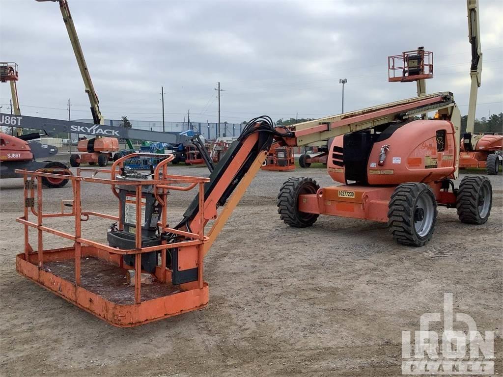 JLG 600AJ Strēles pacēlāji