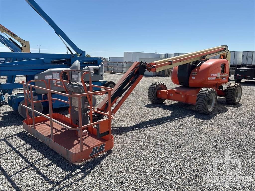 JLG 600AJ Strēles pacēlāji