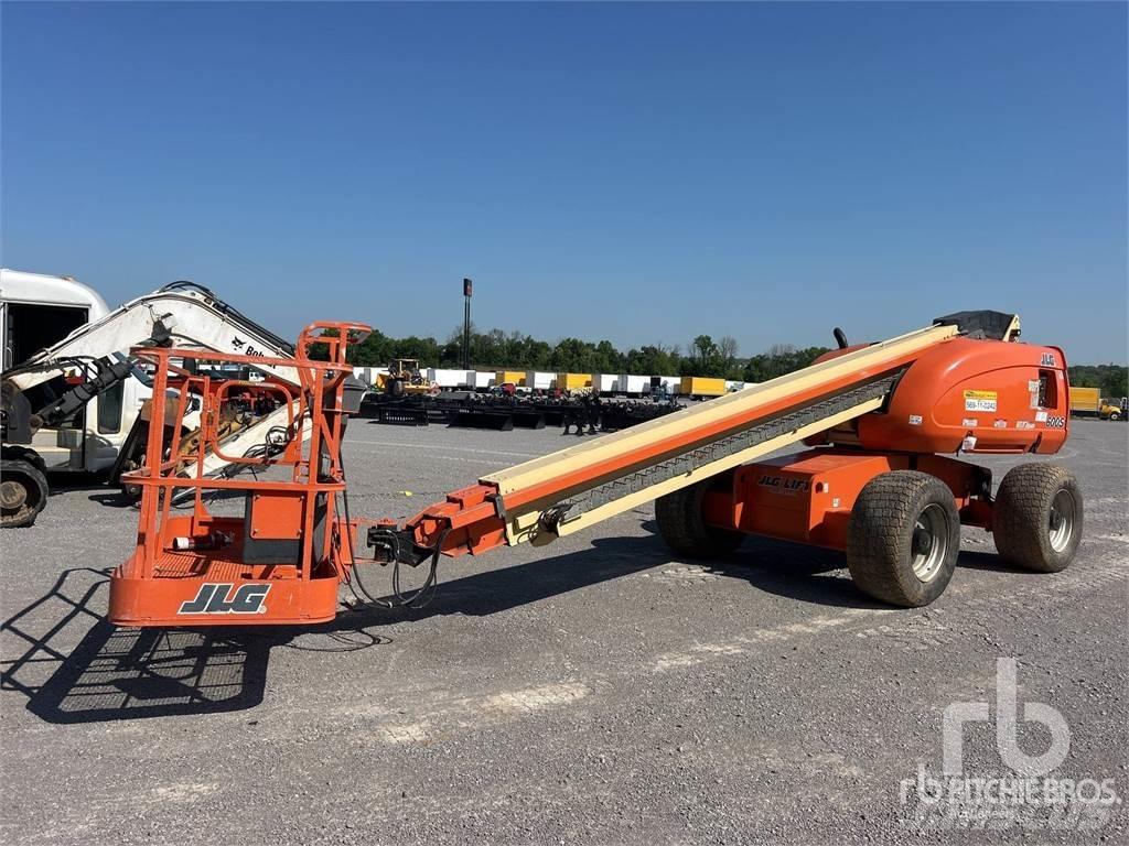 JLG 600S Strēles pacēlāji