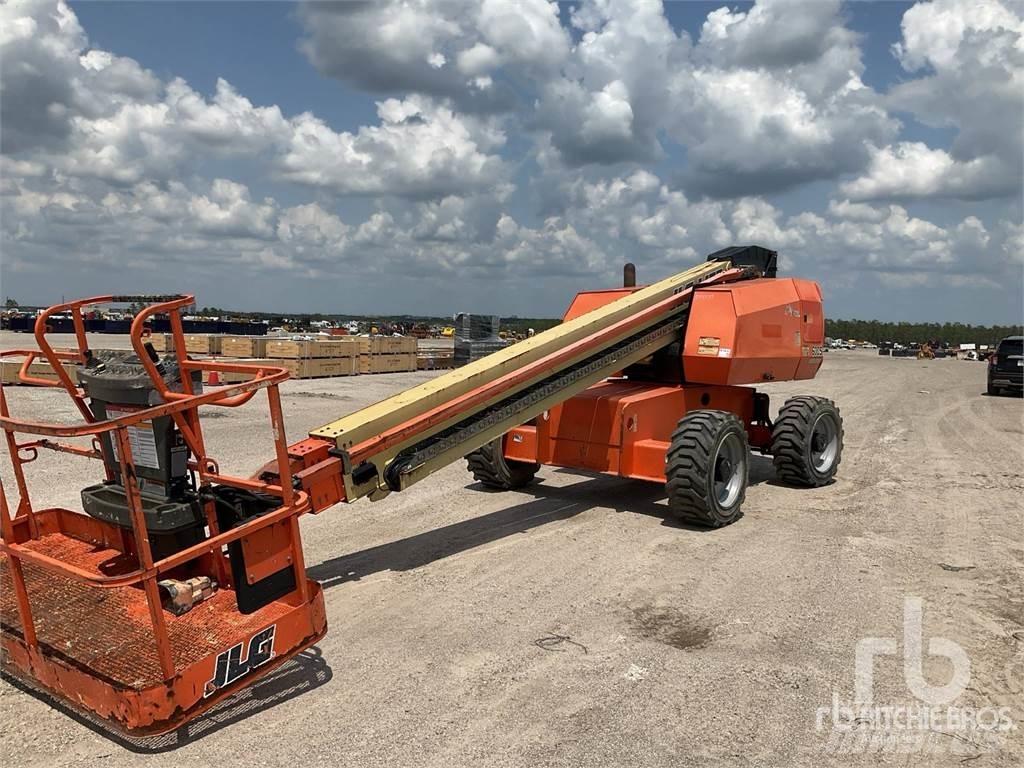 JLG 600S Strēles pacēlāji