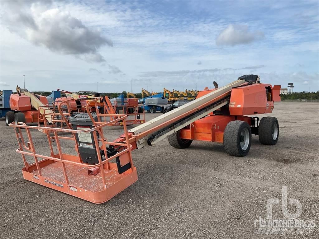 JLG 600S Strēles pacēlāji
