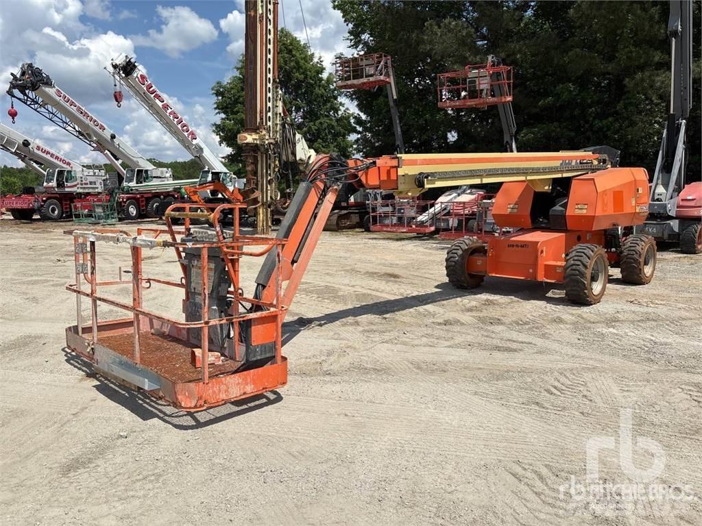 JLG 660SJ Strēles pacēlāji
