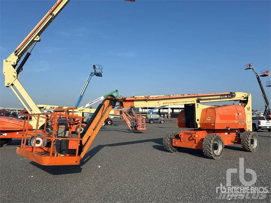 JLG 800 AJ Strēles pacēlāji