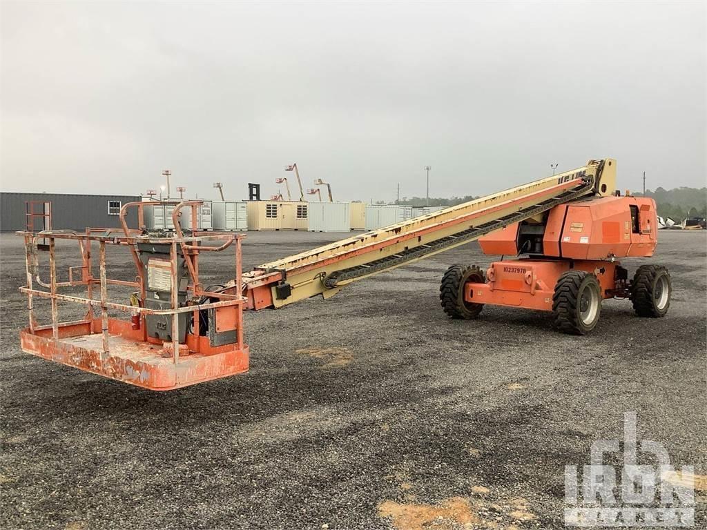 JLG 800S Strēles pacēlāji