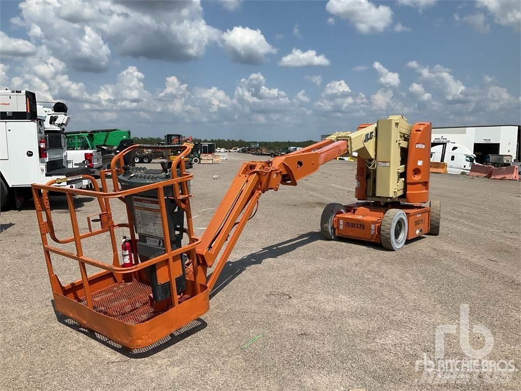 JLG E300 AJP Strēles pacēlāji