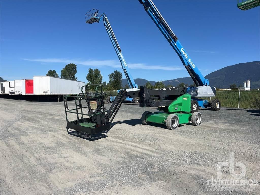 JLG E450AJ Strēles pacēlāji