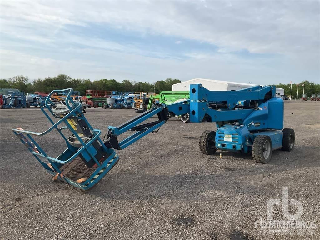 JLG M450AJ Strēles pacēlāji