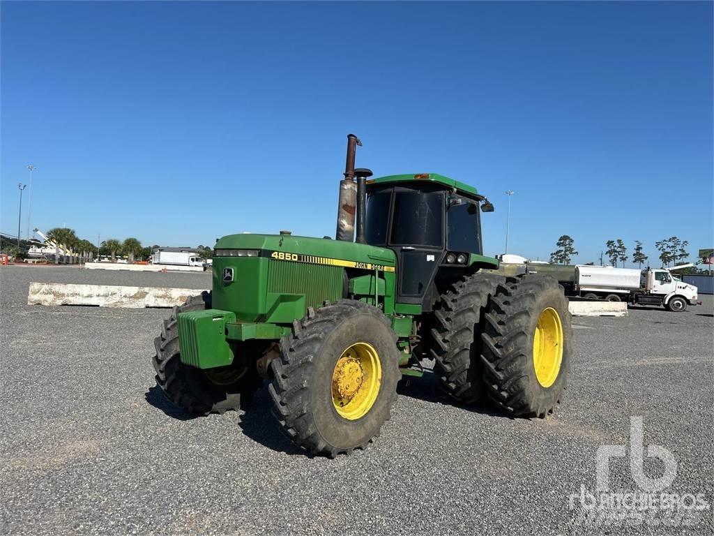 John Deere 4850 Traktori