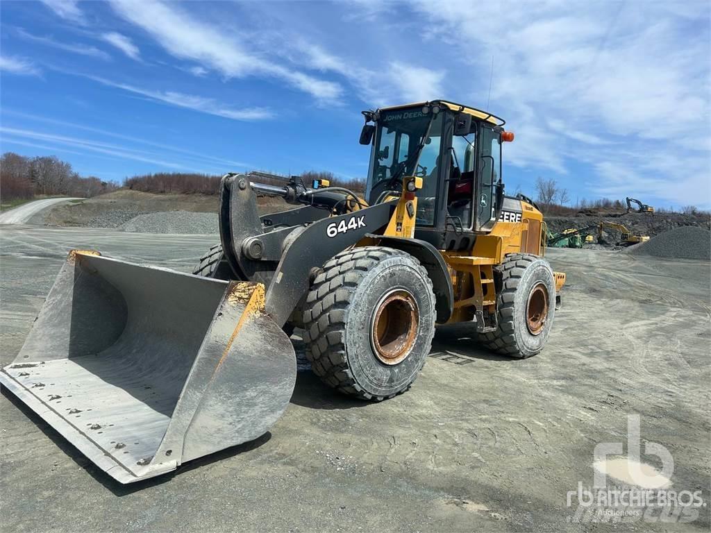 John Deere 644K Iekrāvēji uz riteņiem
