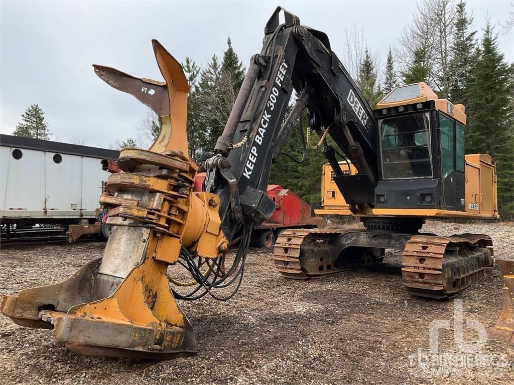 John Deere 853G Zaru savācēji