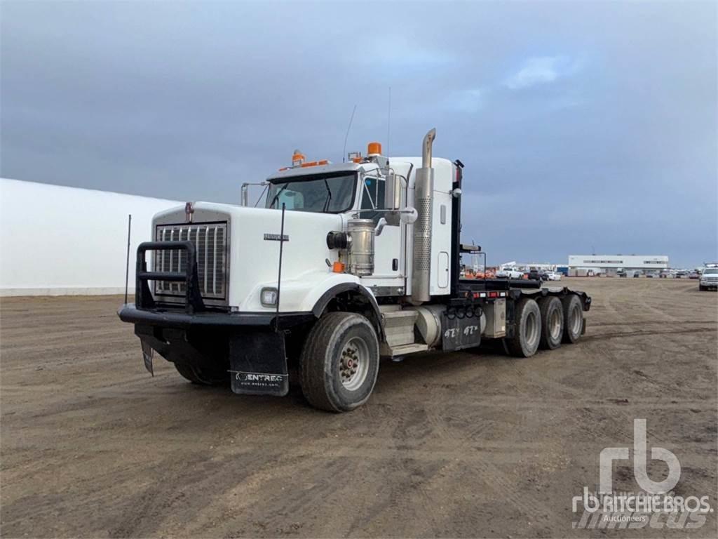 Kenworth C500 Platformas/kravas mašīnas ar vinču