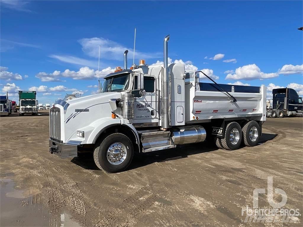 Kenworth T800 Pašizgāzējs