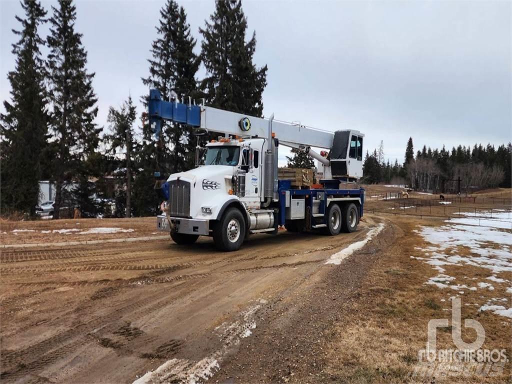 Kenworth T800 Smagās mašīnas ar celtni