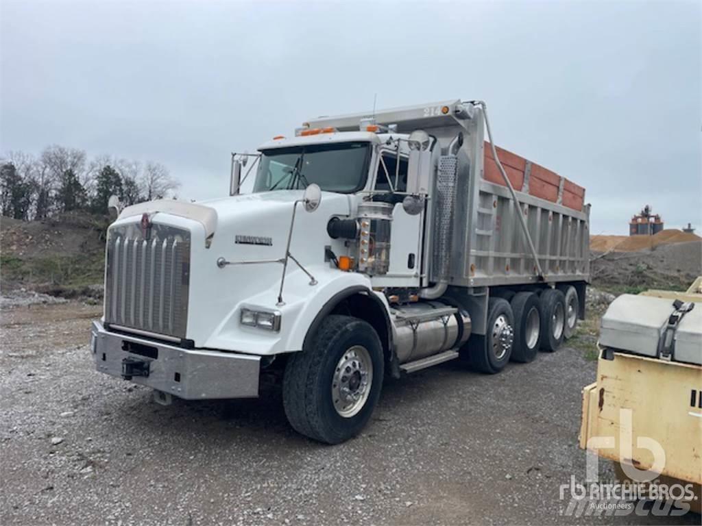 Kenworth T800 Pašizgāzējs
