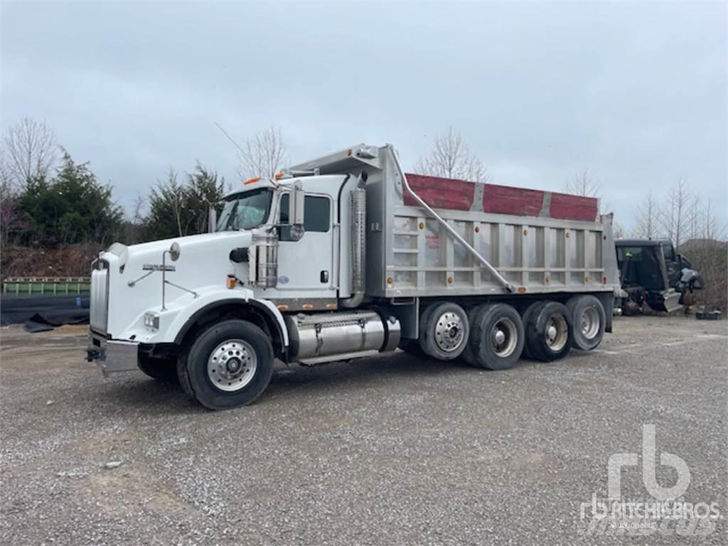 Kenworth T800 Pašizgāzējs
