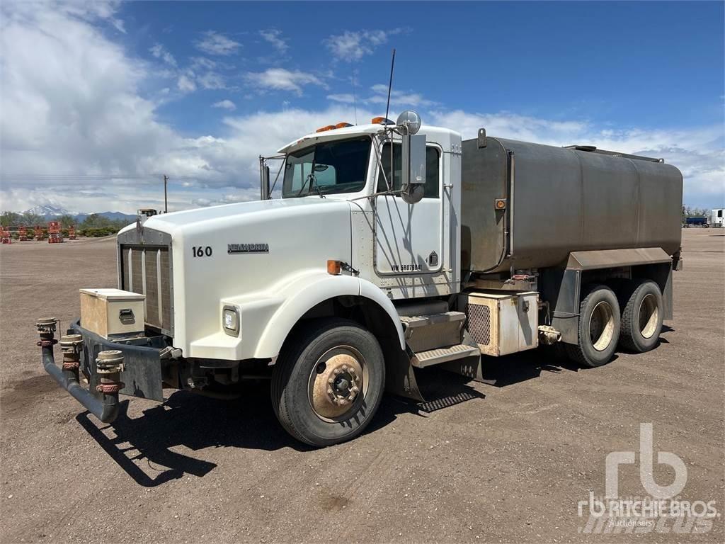 Kenworth T800 Ūdens mašīnas