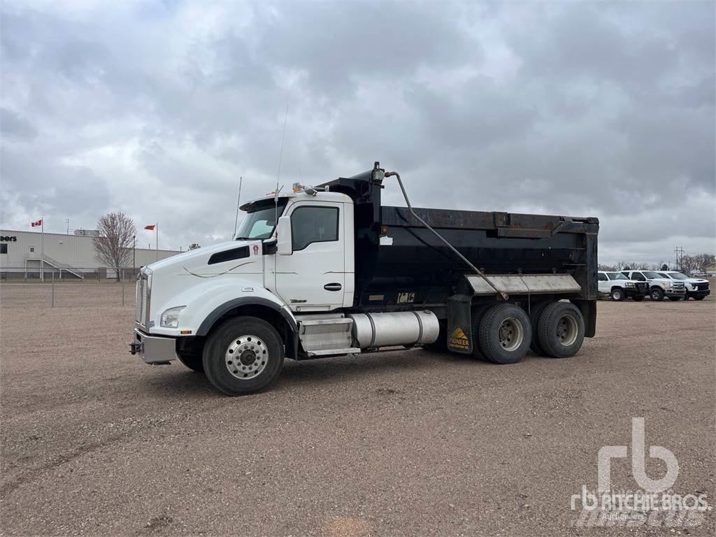 Kenworth T880 Pašizgāzējs