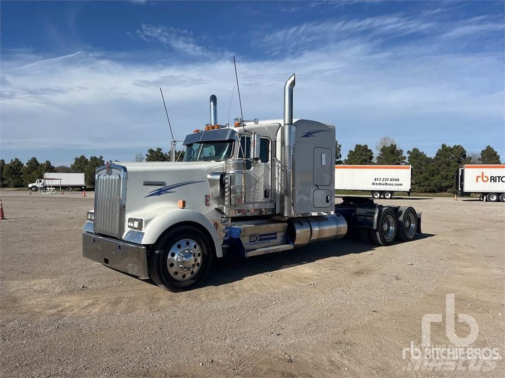 Kenworth W900 Vilcēji
