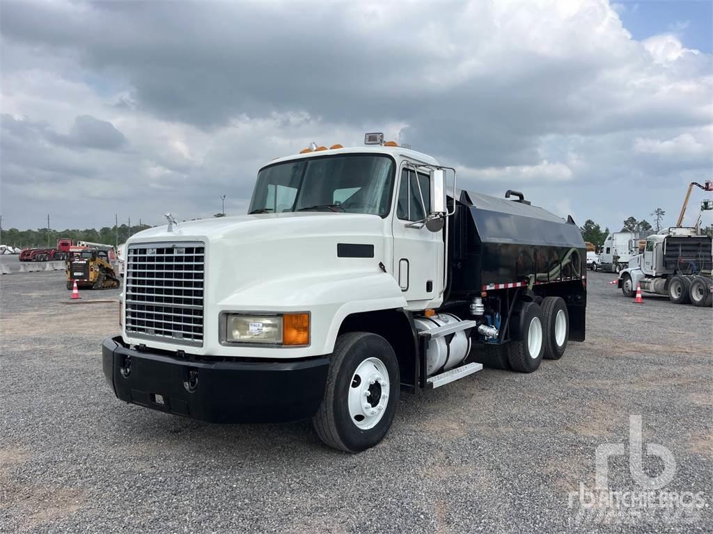 Mack CH613 Ūdens mašīnas