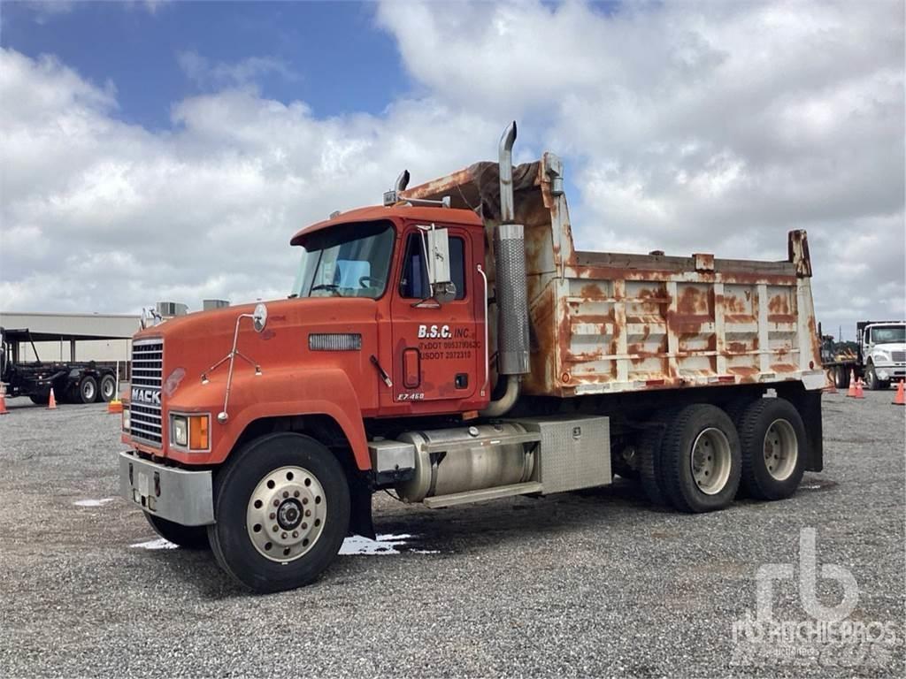 Mack CH613 Pašizgāzējs