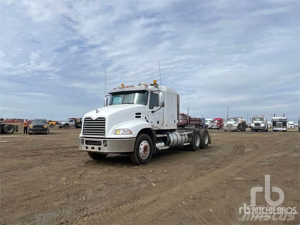 Mack CXU613 Vilcēji