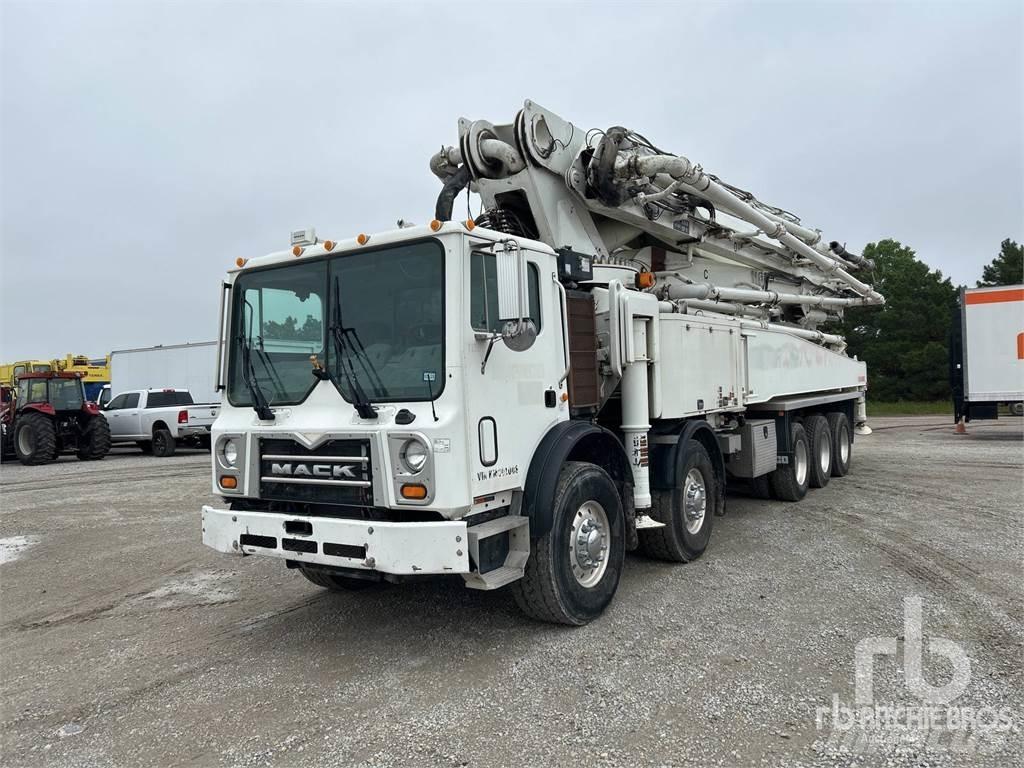 Mack MRU613 Betonvedēji