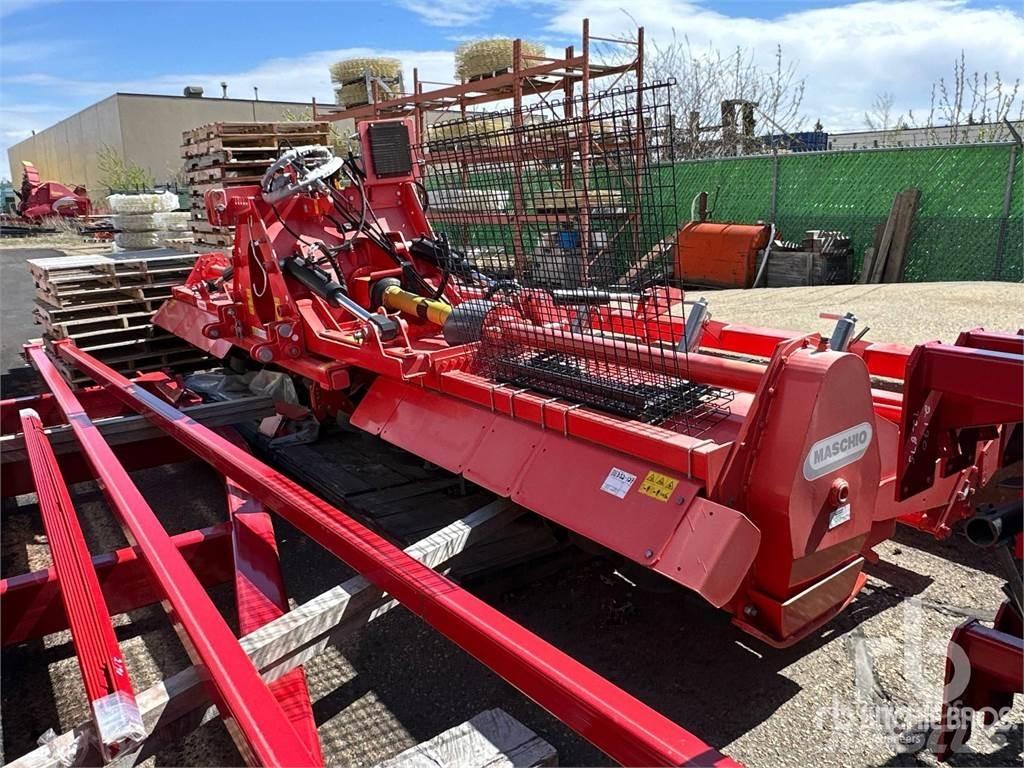 Maschio 570 Divriteņu traktori un kultivatori