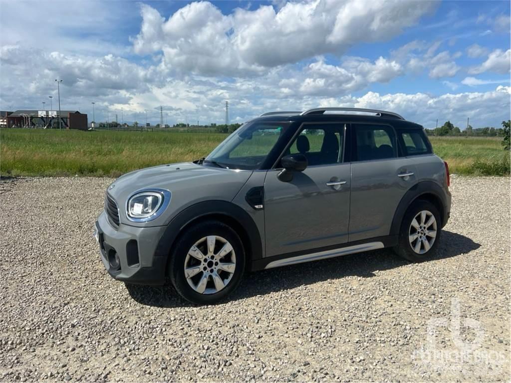 Mini COUNTRYMAN Automašīnas