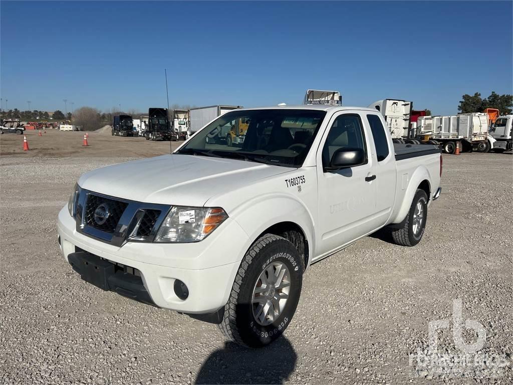 Nissan FRONTIER Vieglais kravas automobilis/izkraušana no sāniem